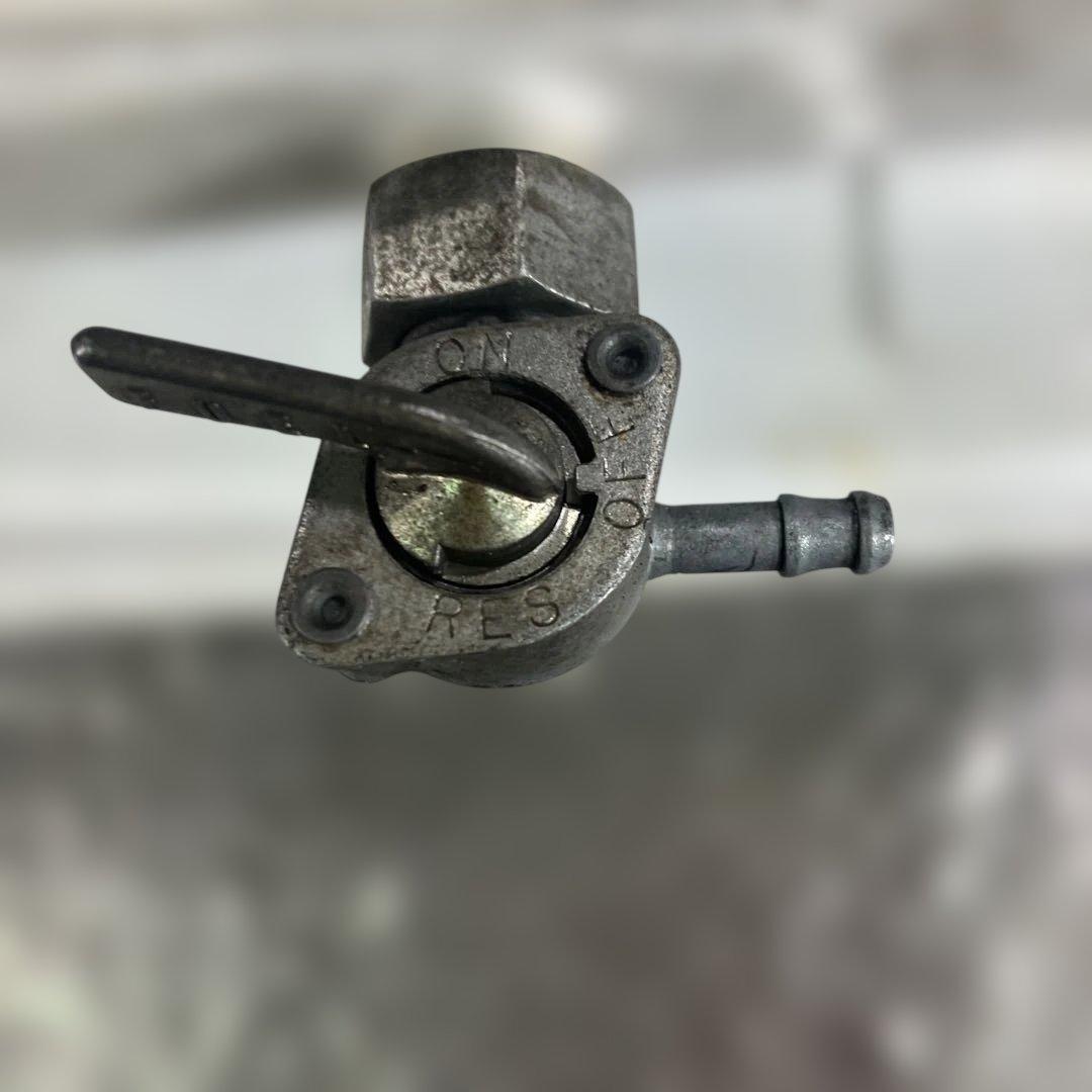 APE エイプ ガソリンタンク キーキャップ付き 美品級