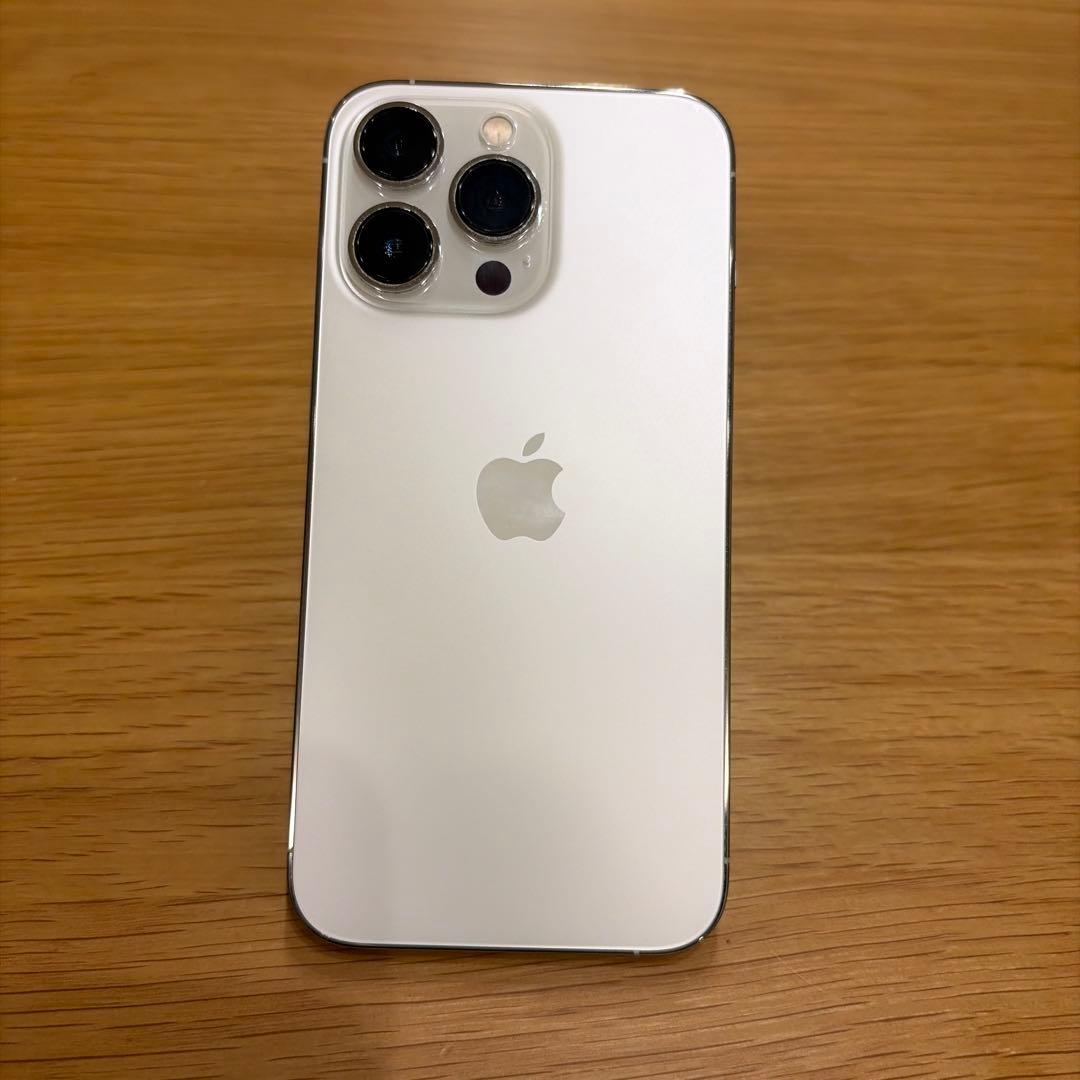 iPhone13 pro 128GB シルバー