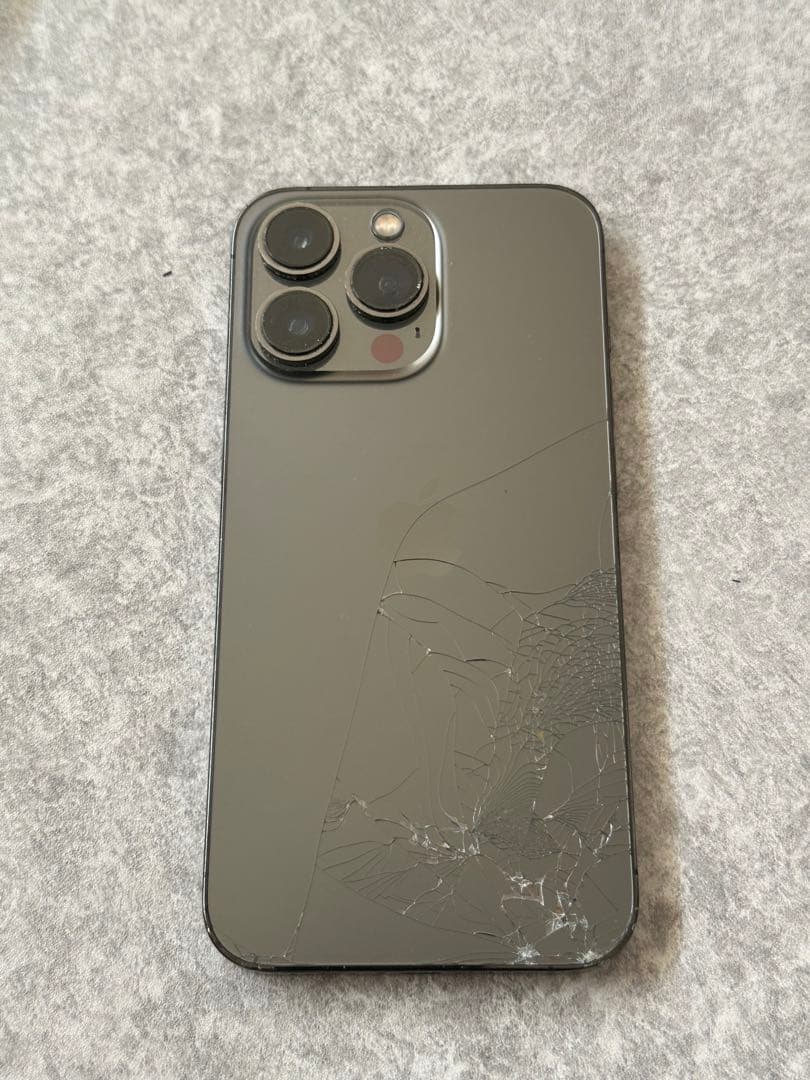 iPhone 13 Pro グラファイト 本体