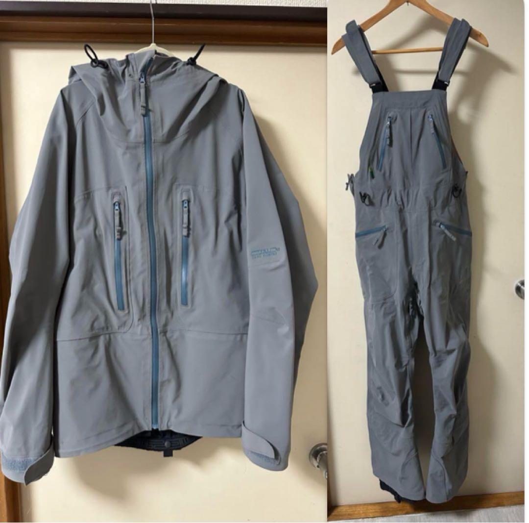 H.I.D（エイチアイディー）のスノーボード用ジャケットとビブパンツのセット