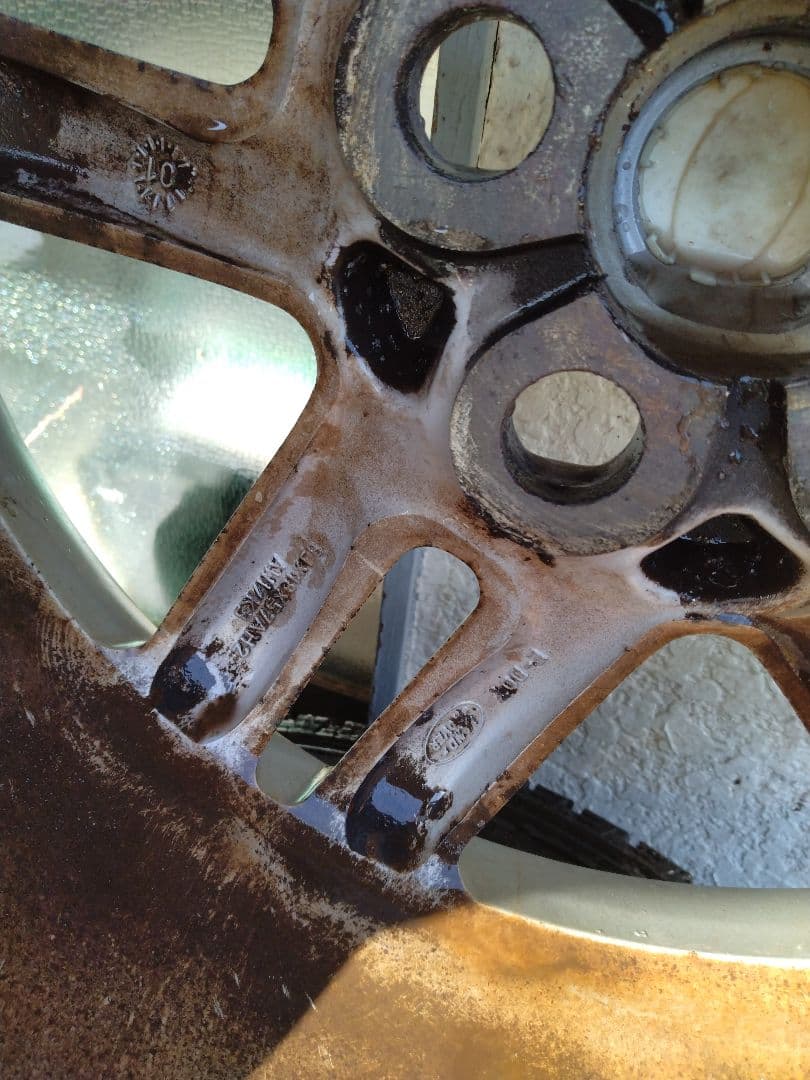 ブリヂストン 255/65R18 タイヤ・ホイールセット