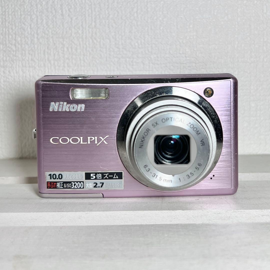 Nikon COOLPIX S560 ピンク　デジカメ