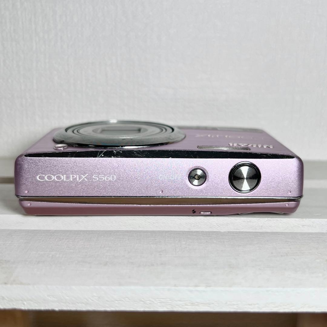 Nikon COOLPIX S560 ピンク　デジカメ