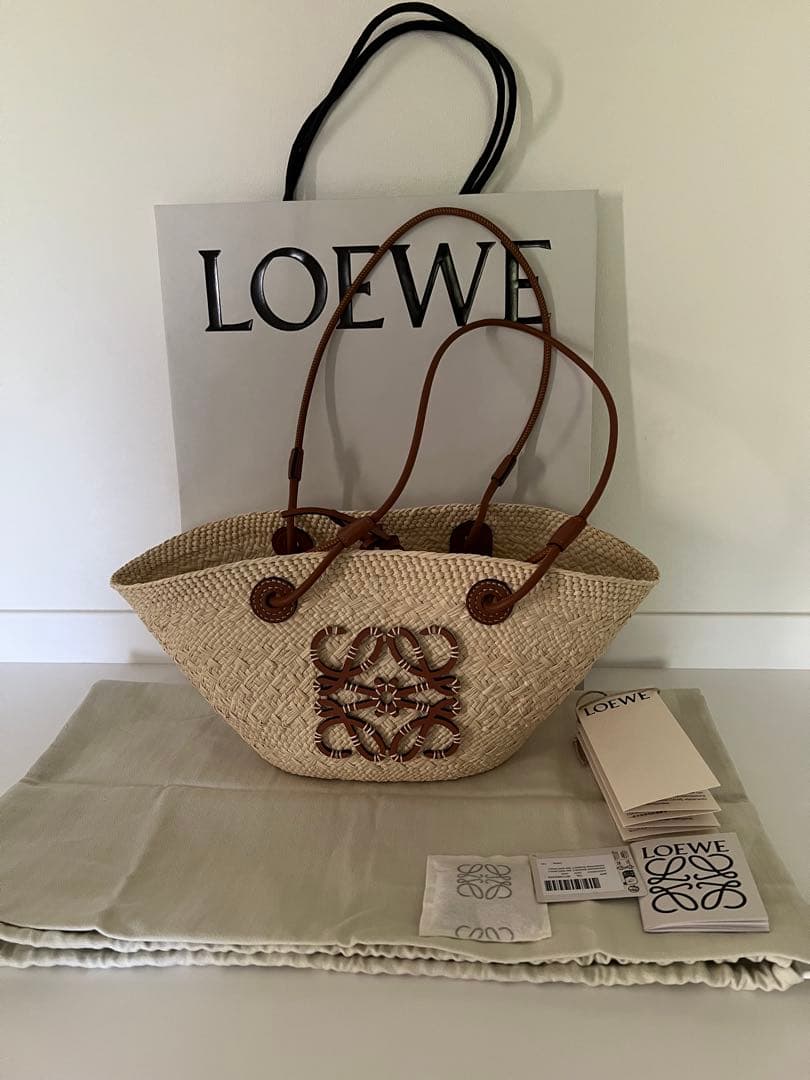 ロエベ　LOEWE カゴバッグ　アナグラム　バスケット　スモール