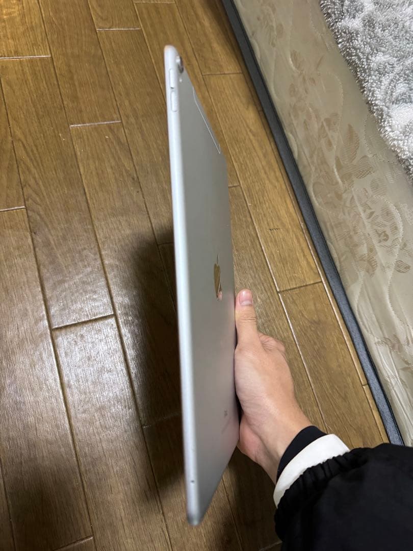 iPad Pro 10.5インチ 64GB 中古 バッテリー消耗あり