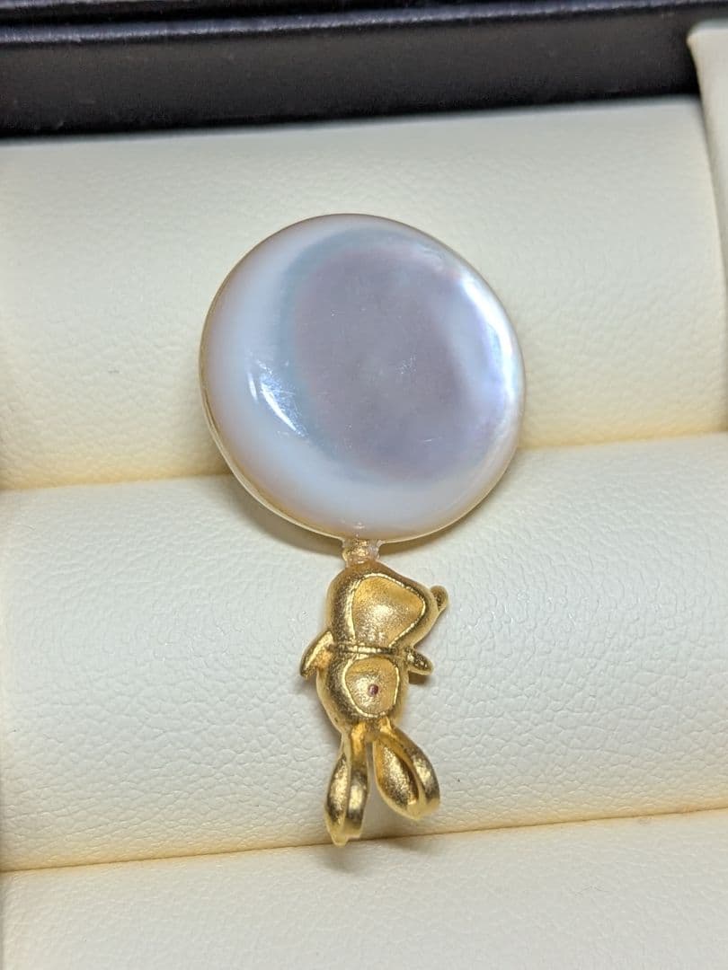 P03　マベパール　大粒17.4mm　ウサギ　SV　ペンダントトップ　CZダイヤ