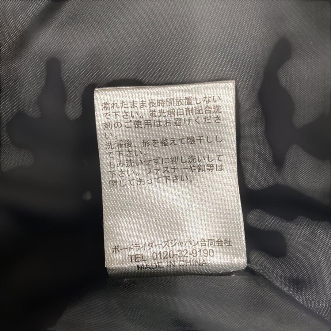 RVCA ブラックダウンジャケット フード付き　Mサイズ