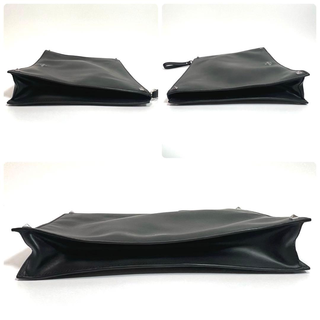 【極美品】 VALENTINO VLTN レザー クラッチバッグ ブラック