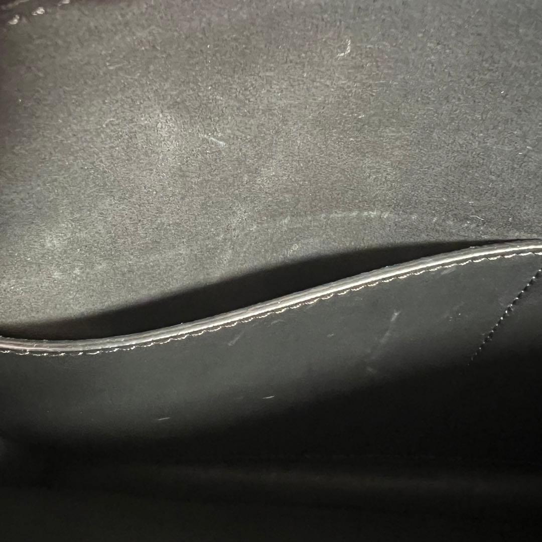 【極美品】 VALENTINO VLTN レザー クラッチバッグ ブラック