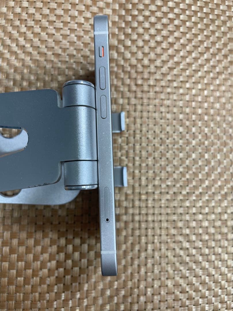 iPhone 12 mini 128 GB ホワイトSIMフリー【3680】