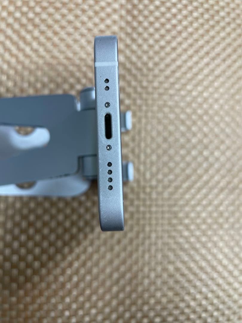 iPhone 12 mini 128 GB ホワイトSIMフリー【3680】