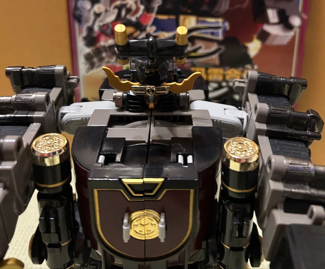 DX 超合金　迅雷合体　轟雷神　ゴウライジン