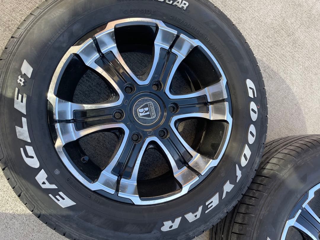 ハイエース　FLEX ホワイトレター　バルベロ　16インチ