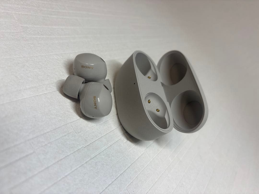 中古美品⭐︎SONY ワイヤレスイヤホン プラチナシルバー⭐︎