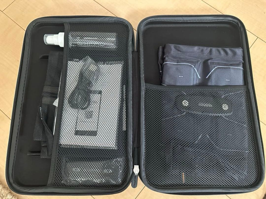 アキラSIXPAD（シックスパッド）LLサイズ