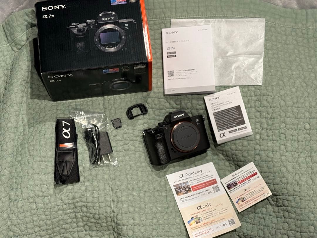 SONY α7III [ILCE-7M3]　シャッター回数1515回