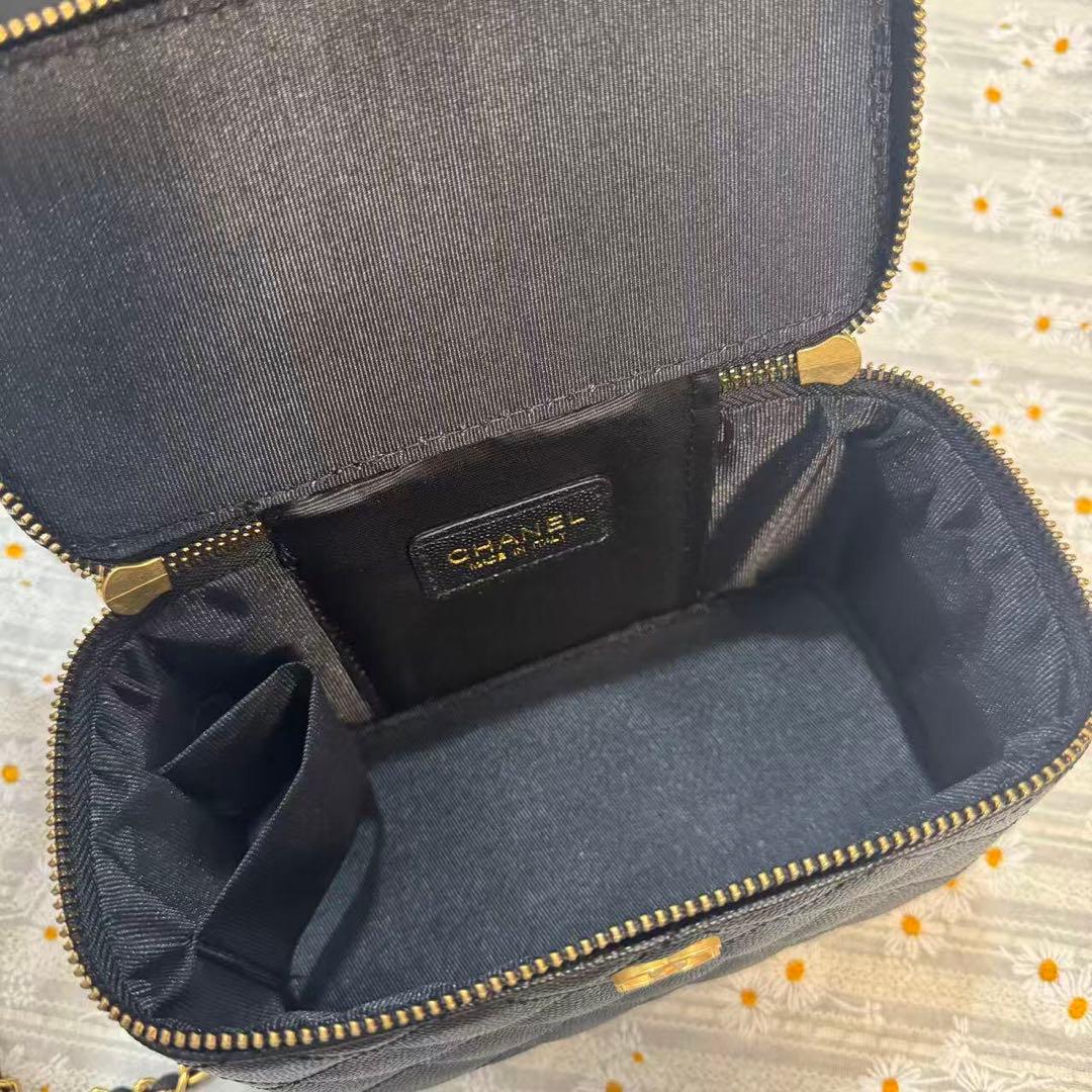 ノベルティ バニティ ショルダーバッグ ブラック VIP限定