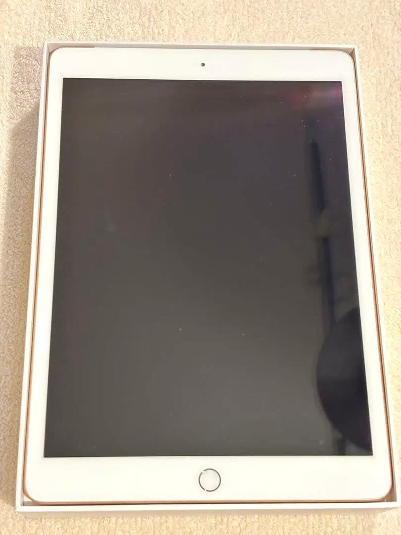 ★美品★ iPad 第7世代 Wi-Fi + Cellular 32GB