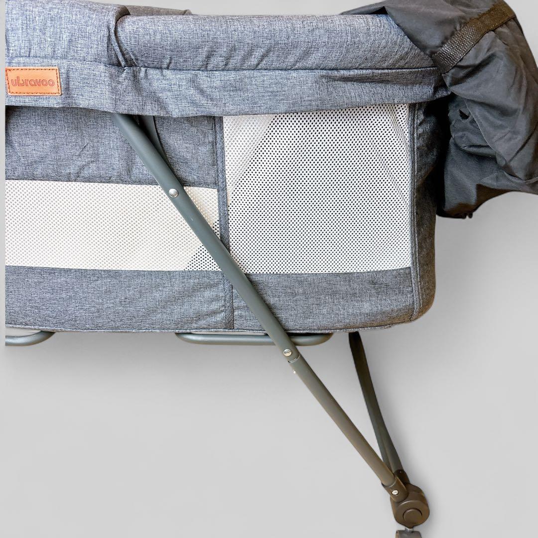 【極美品】 UBRAVOO ベビーベッド 折りたたみ キャスター 収納袋付き