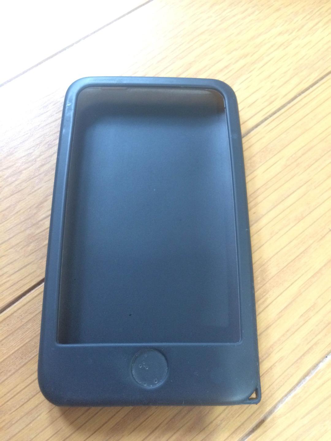 【値下げ！】iPod touch 64GB (第3世代、ブラック)