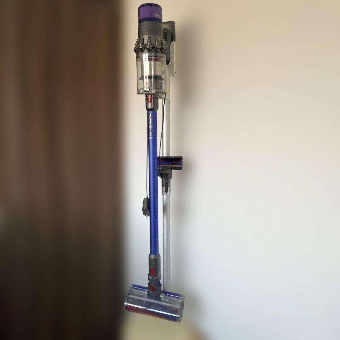 【ジャンク品】ダイソン V11 Absolute SV14 付属品・スタンド完備