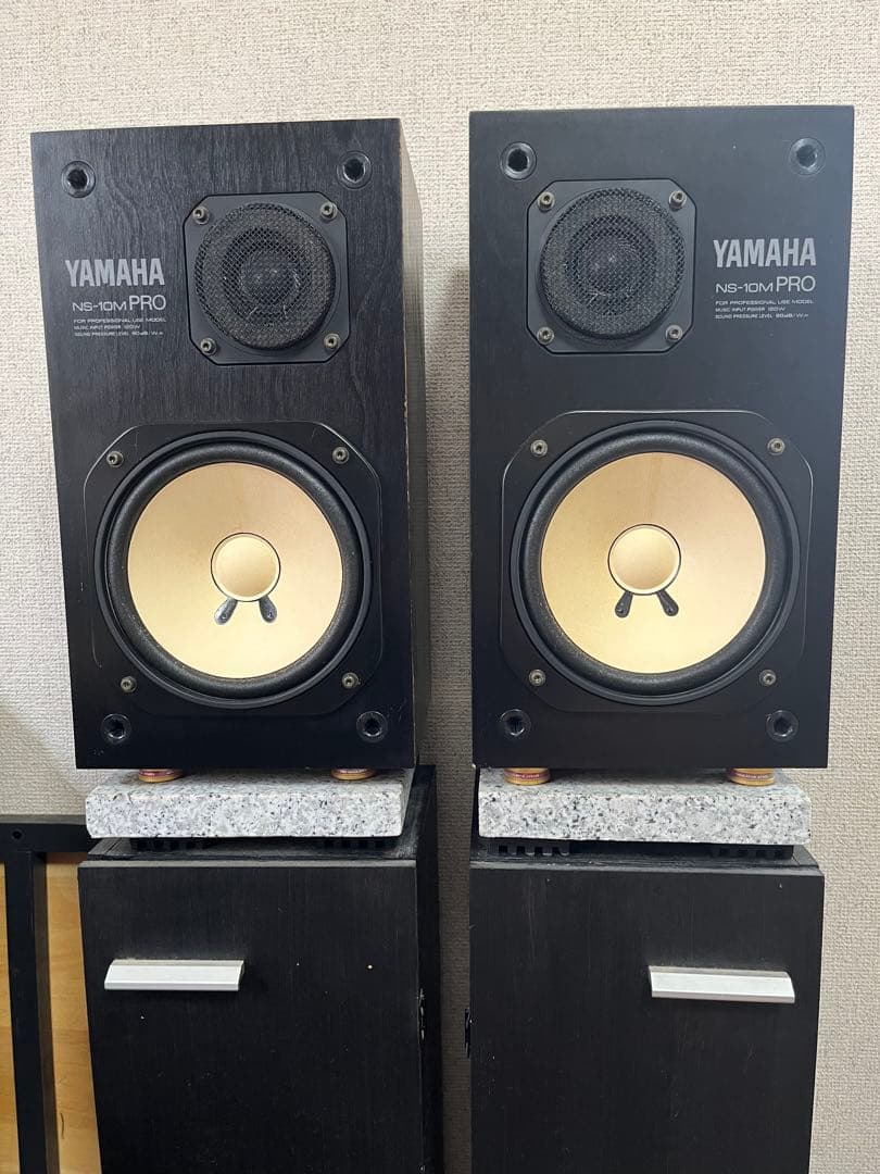YAMAHA NS-10M PROモニタースピーカー＋インシュレーター