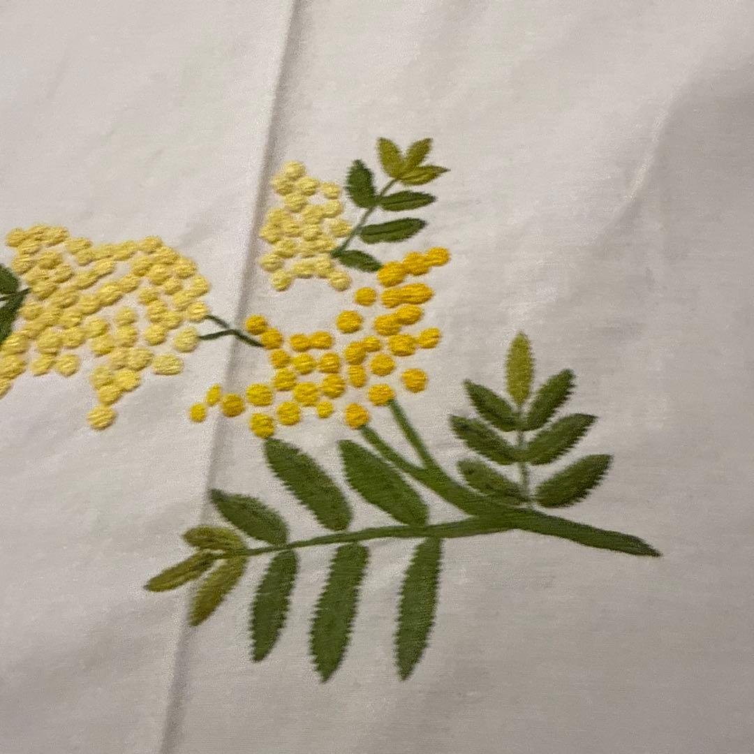 未使用　ミモザ　テーブルクロス　テーブルセンター　ナプキン12枚セット