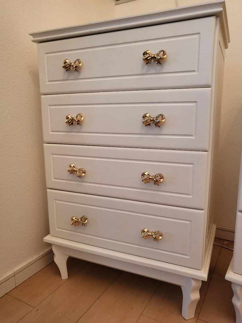 吉川ひなのプロデュース リボンの取手チェスト 猫脚 姫系