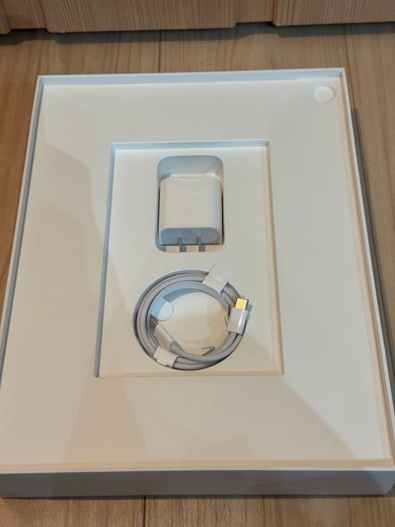 iPad Air 13インチ M2 128GB Wi-Fiモデル スペースグレイ