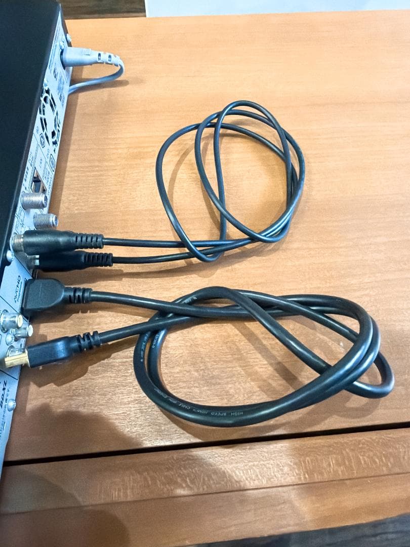 大阪京都限定 美品 SHARP ブルーレイレコーダー 2B-C10CW1 20年