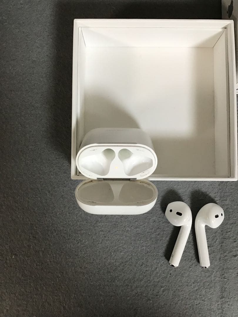 中古　AirPods 第2世代　PV7N2J/A