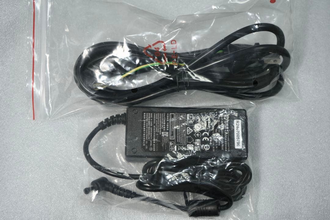 【美品】シャイニージェル ハイブリッドUV/LEDランプ 有線タイプネイルライト