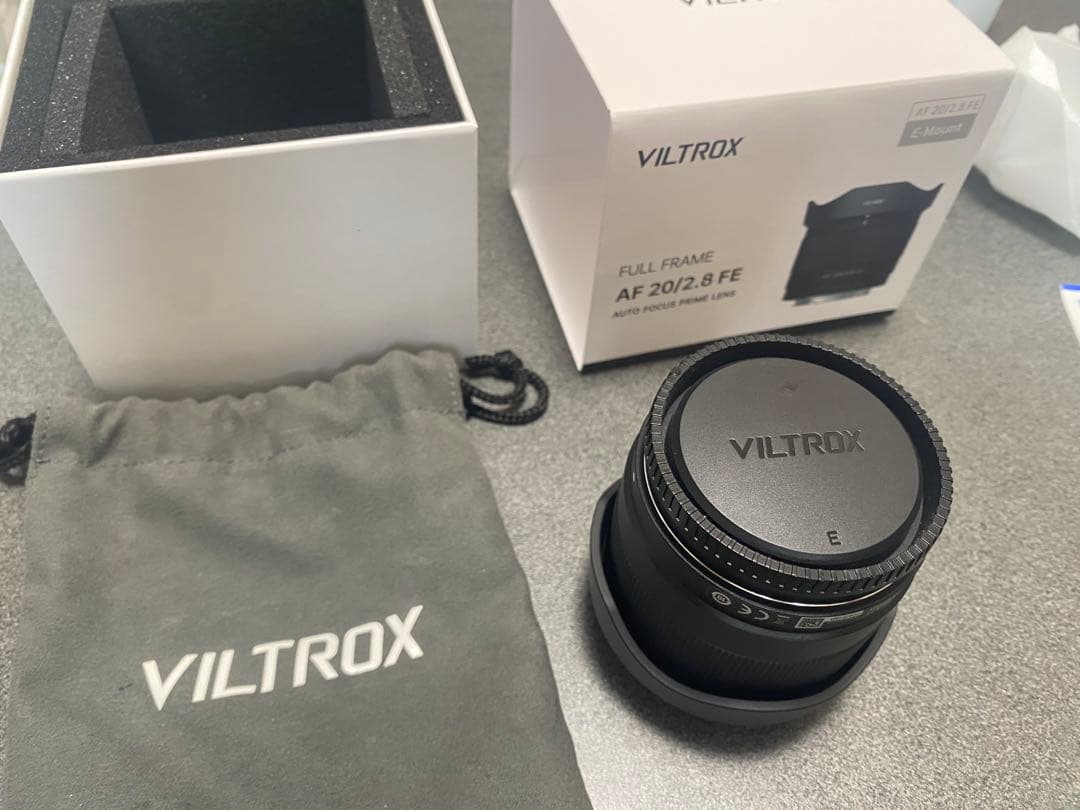 VILTROX AF 20mm f/2.8 おまけ付き