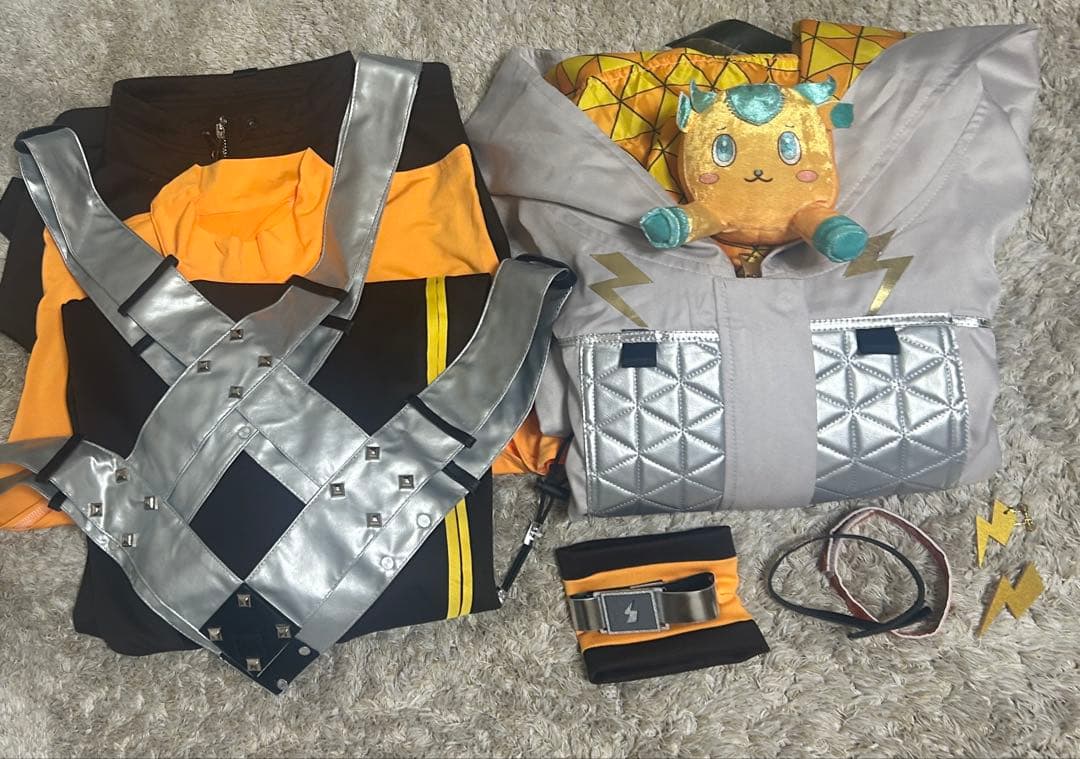 宇佐美リト　コスプレ　衣装