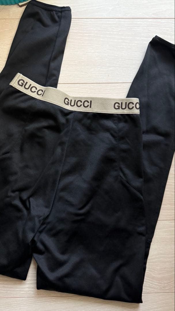 GUCCI ロゴジャガードレギンスSサイズ