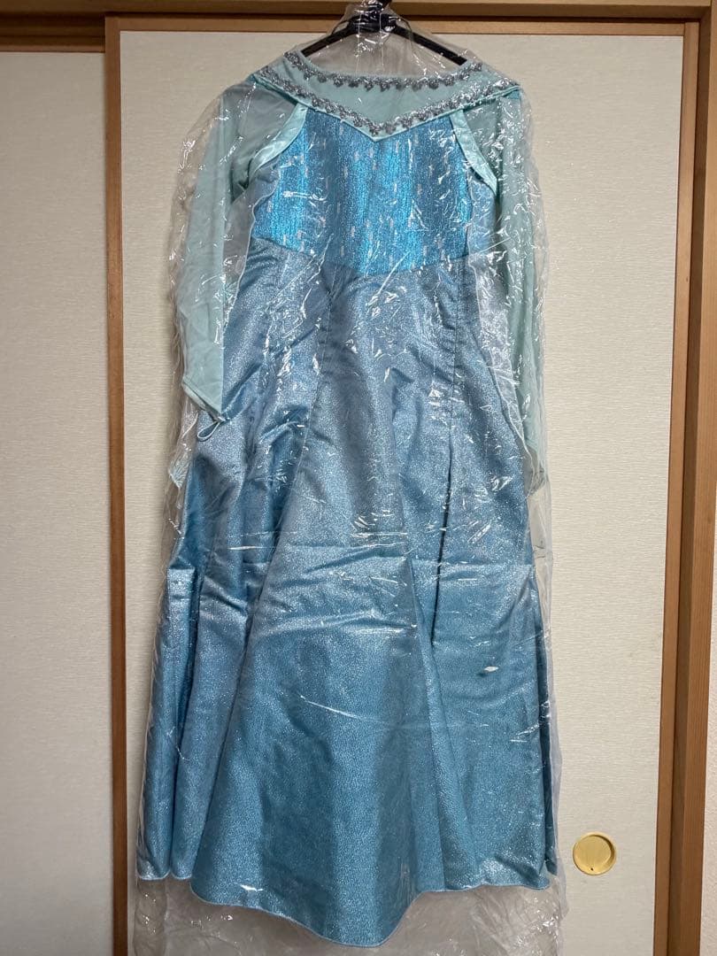 nakiです。 水色ドレスと白い靴セット