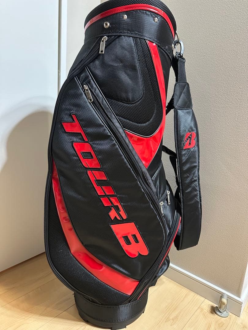 ブリヂストン TOUR B キャディバッグ 黒/赤 郵送用カバー付き