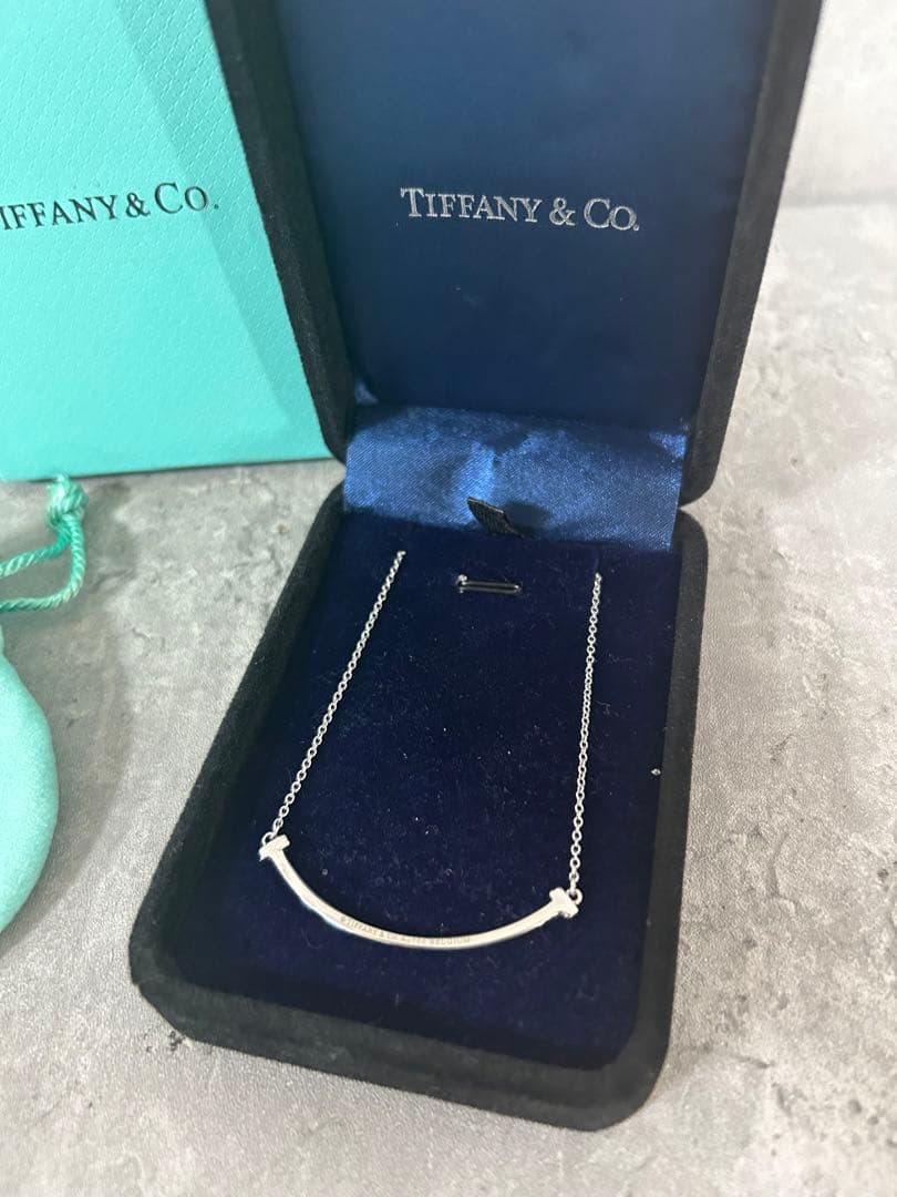 Tiffany& Co. ティファニー ネックレス スマイル ホワイトゴール