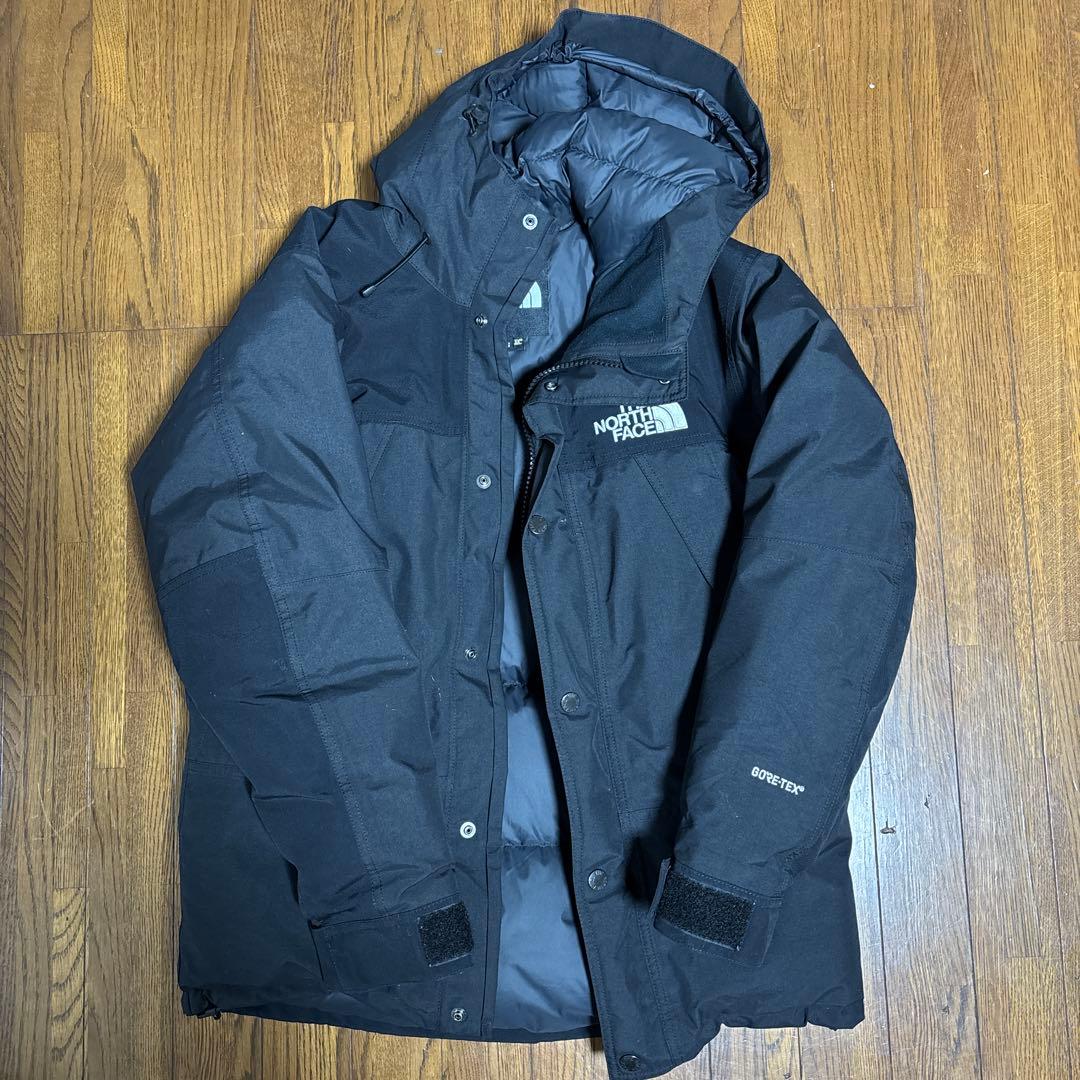 ノースフェイス　マウンテンダウン　ブラック　sサイズ