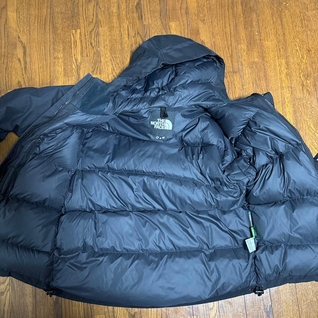 ノースフェイス　マウンテンダウン　ブラック　sサイズ