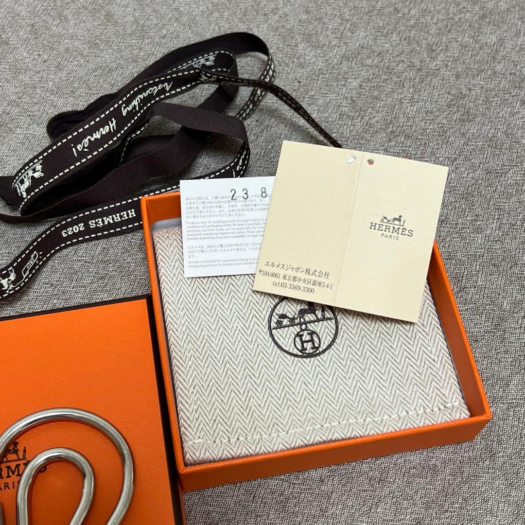 エルメス キーリング シュヴァル 蹄型 キーホルダー ネイビー 国内正規品