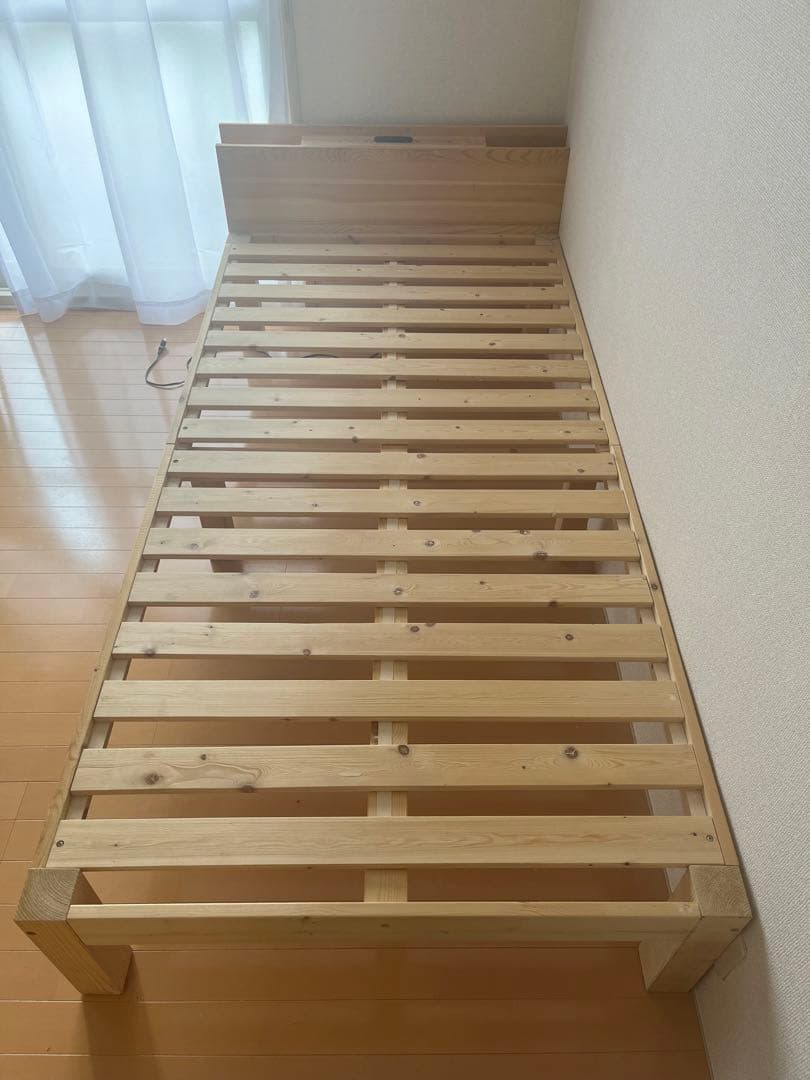 送料込 ウッド 木製 シングルベッド 一人暮らし コンセント付き ベッド 引越し