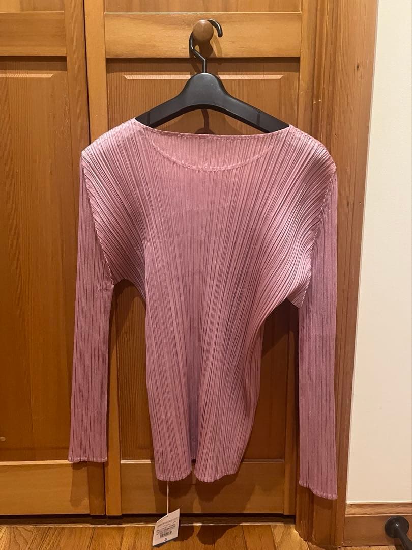 PLEATS PLEASE プリーツプリーズ　トップス　ピンク　サイズ3