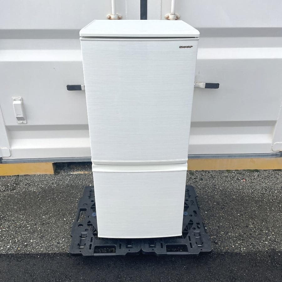 シャープ 冷蔵庫 137L SJ-D14E-W つけかえどっちもドア 自動霜取り