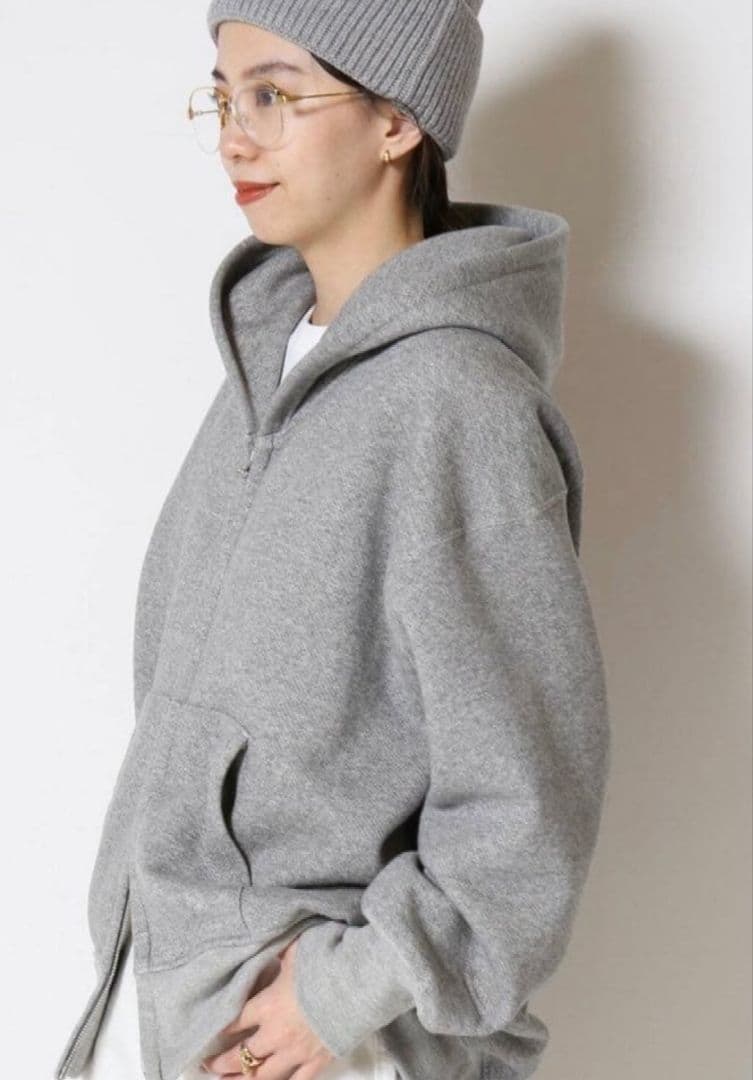 Americana スウェットパーカー