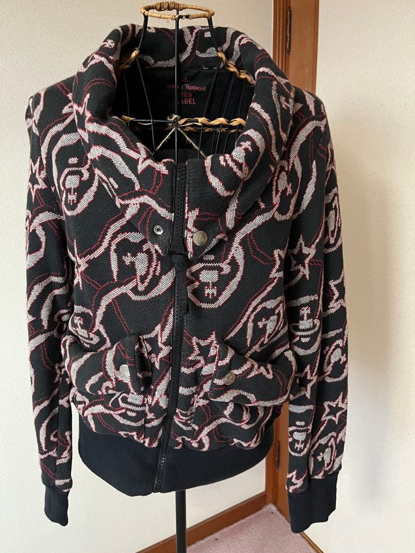 Vivienne Westwood REDジャケット