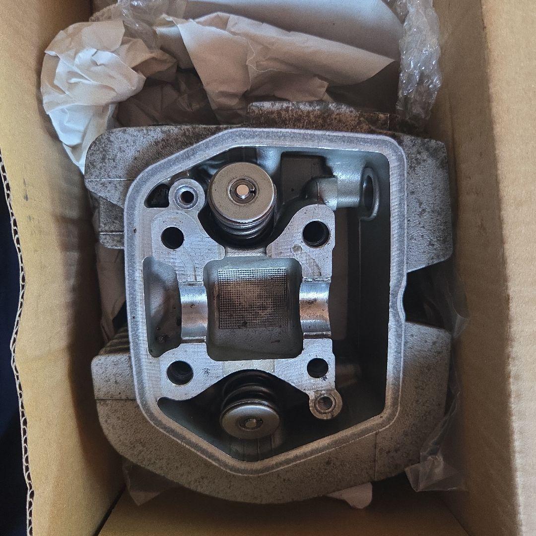 エイプ100 シリンダーヘッド　値下げしました　純正