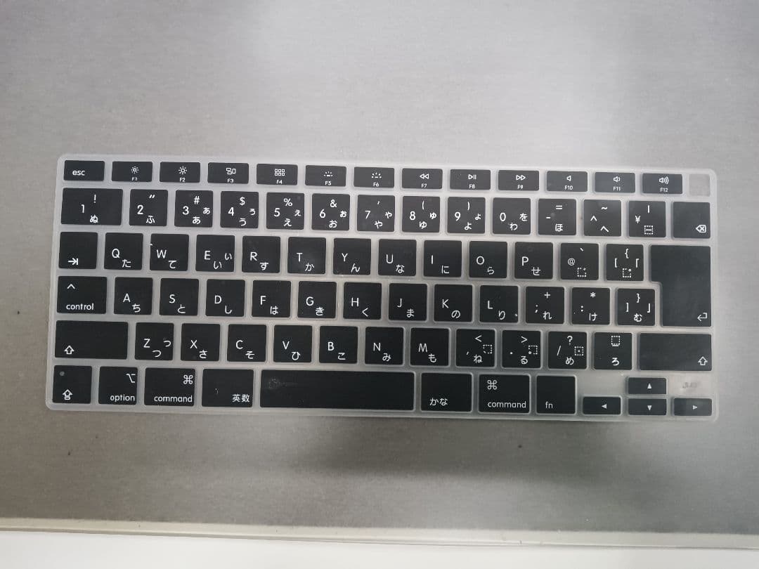 MacBook Air (Apple M1) シルバー