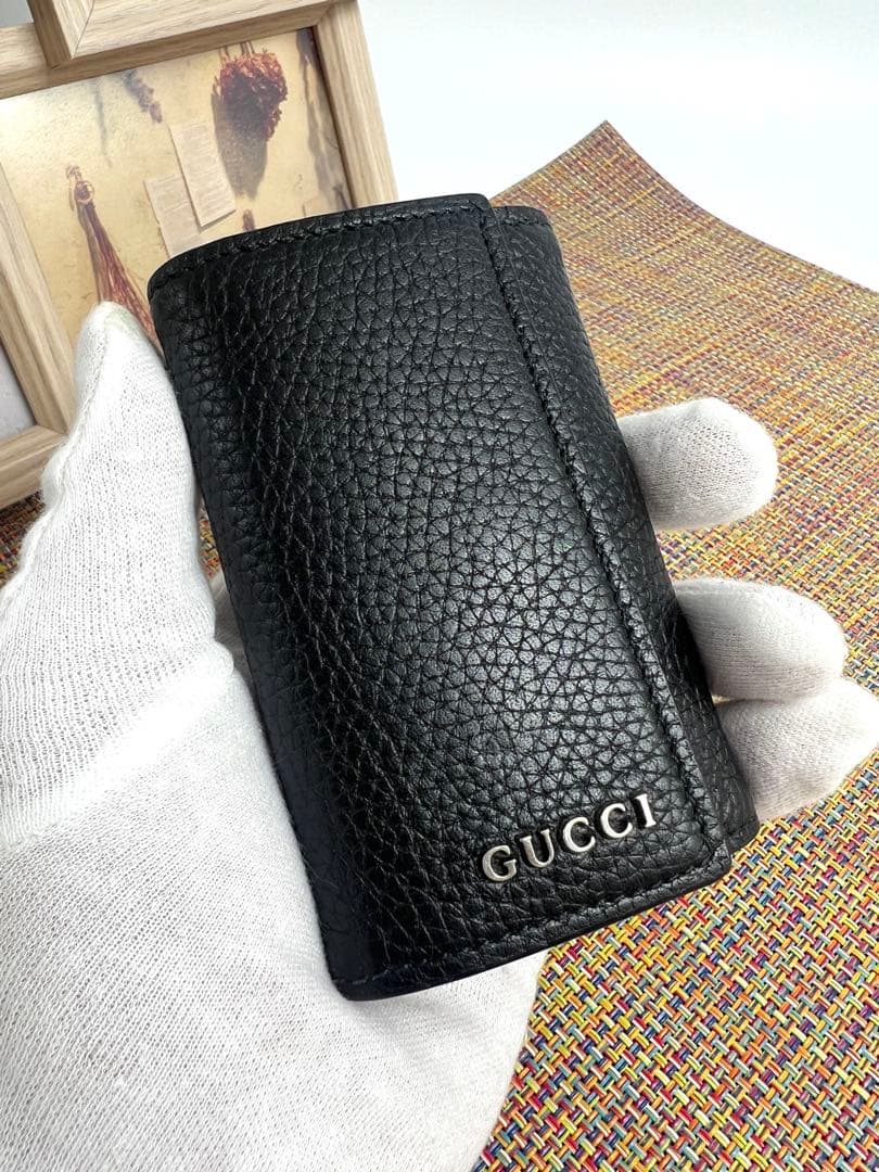 ✨極美品✨GUCCI グッチ　ロゴ　６連キーケース　キーリング　レザー　ブラック
