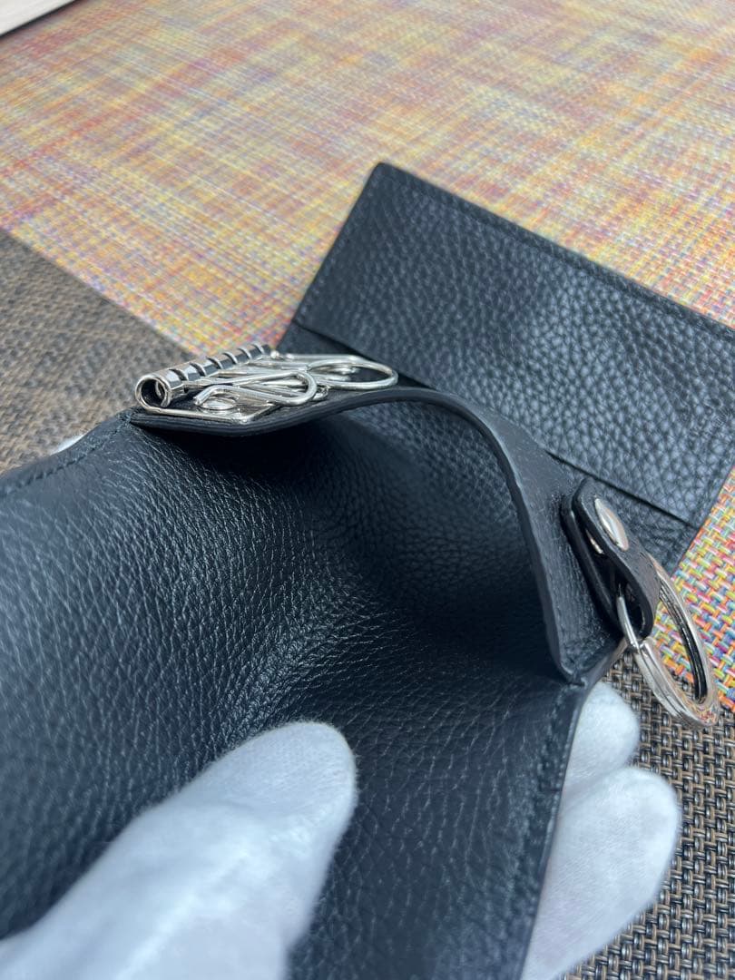 ✨極美品✨GUCCI グッチ　ロゴ　６連キーケース　キーリング　レザー　ブラック